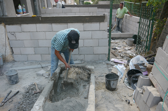 Palestinian worker in Israel