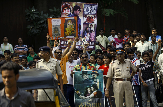 Bollywood Amitabh bachan supporters