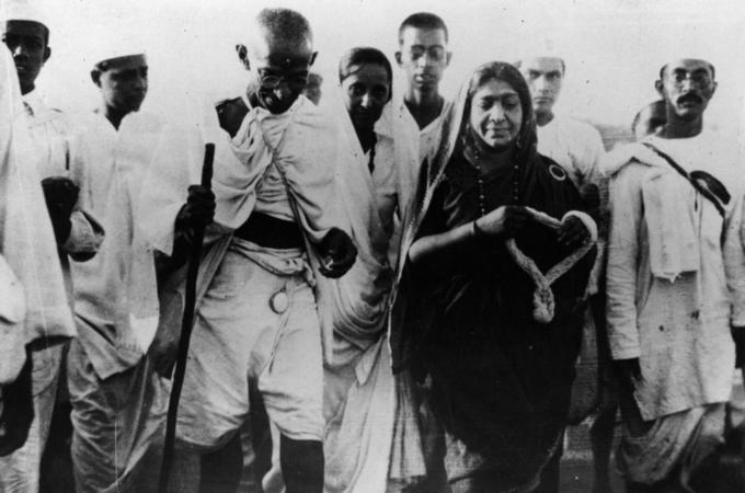Sarojini Naidu was one of the vigorous members of India's freedom struggle movement  [Getty Images]