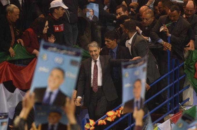 Former Prime Minister Ali Benflis says his team will thoroughly supervise the electoral process [AFP]