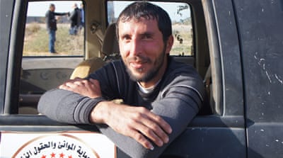 Misratan fighters outside Sirte [Al Jazeera]