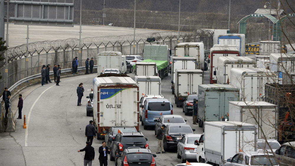  North and South Korea agreed in August to improve ties after a standoff that threatened to become an armed conflict [AP]