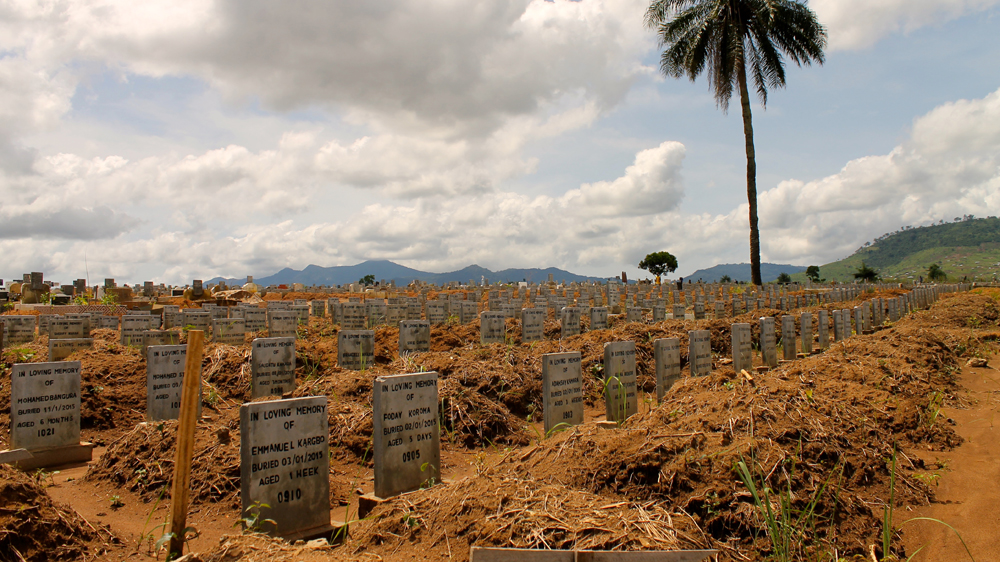 Waterloo Cemetery where hundreds of children under 5 are buried [  Jo Lehmann/WaterAid  ]