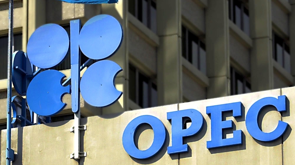 OPEC widens oil production despite price slump