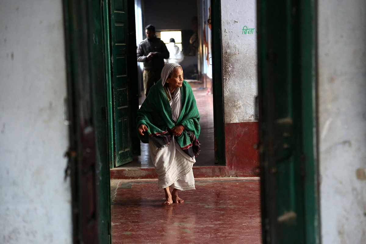 Indian Abandoned Widows [Showkat Shafi/ Al Jazeera]