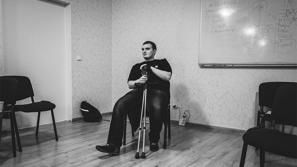 Maxim, 25, a veteran who lost his right leg below the knee and is now a co-trainer at Wounded Warrior Ukraine [Ioana Moldovan/Al Jazeera]