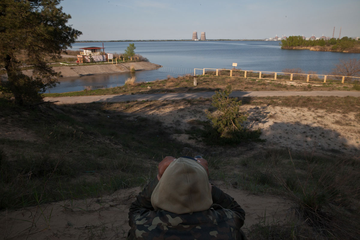 Nuclear Ukraine / Please Do Not Use