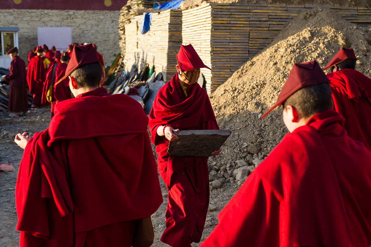  Tagong: On the Road to Tibet/ Please Do Not Use