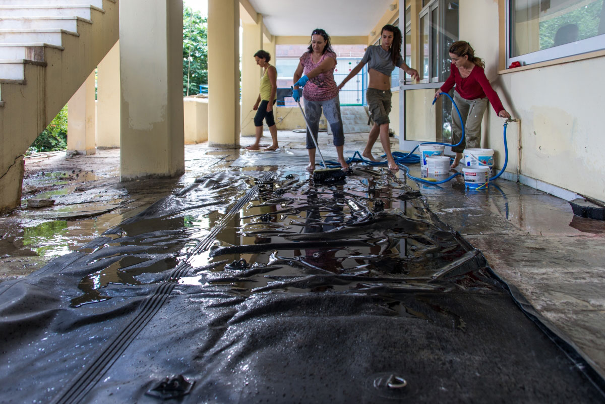 Chessboard of the World/Please Do Not Use