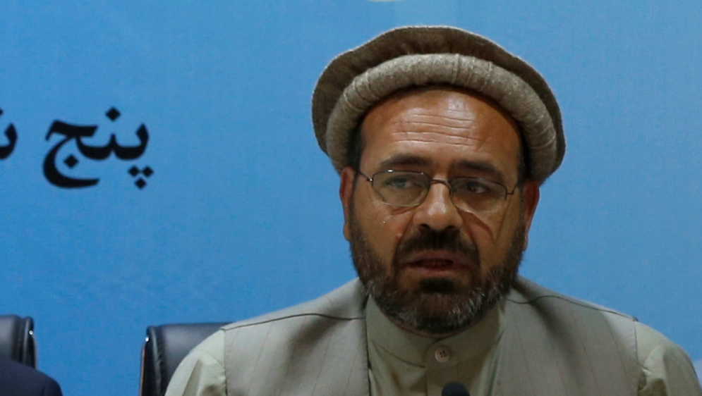 Karim and Gilani speak after signing a peace deal in Kabul