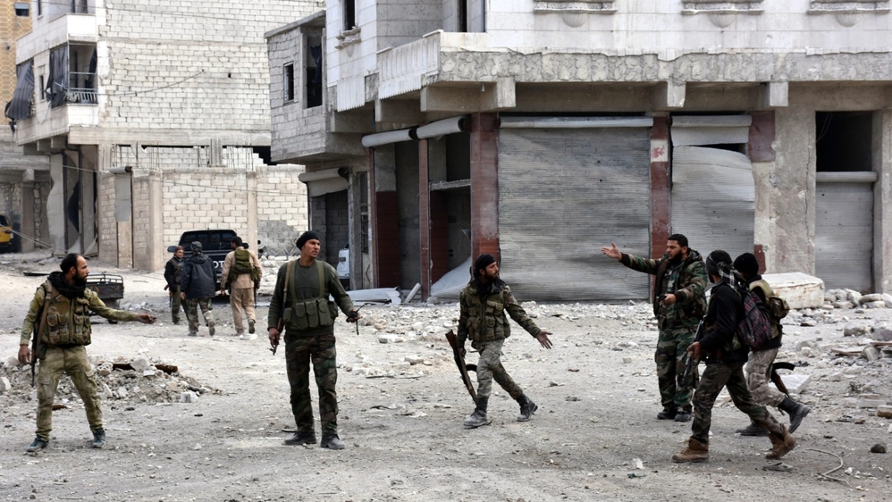 Syrian army in Aleppo districts