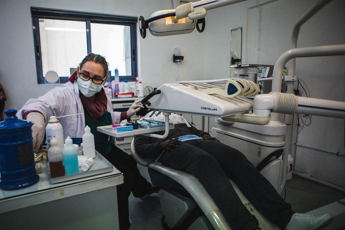 Khora refugee centre - [Nick Paleologos/SOOC/Al Jazeera]