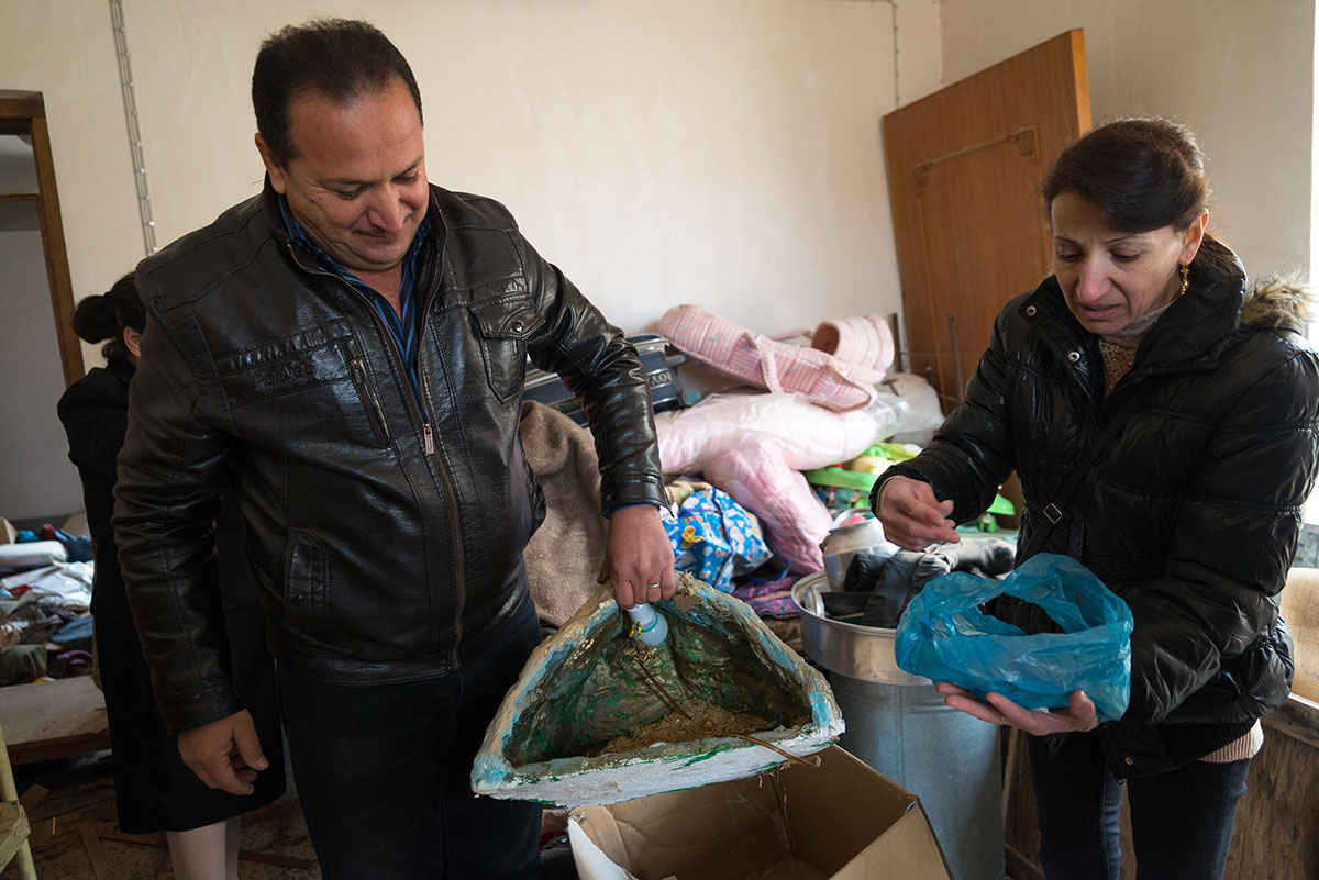 Iraqi Christian Family / Please DO Not Use