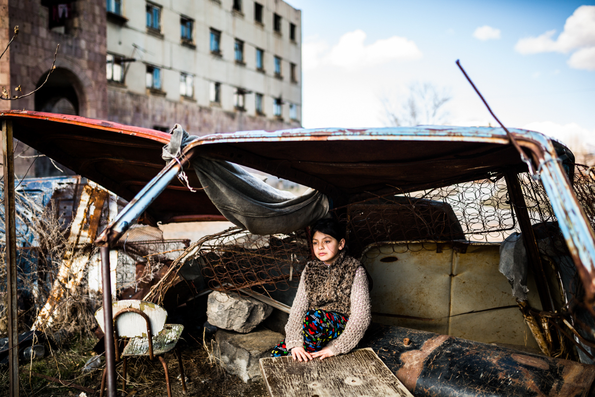 Inhabitants of the Empty – 29 Years After the Earthquake in Armenia