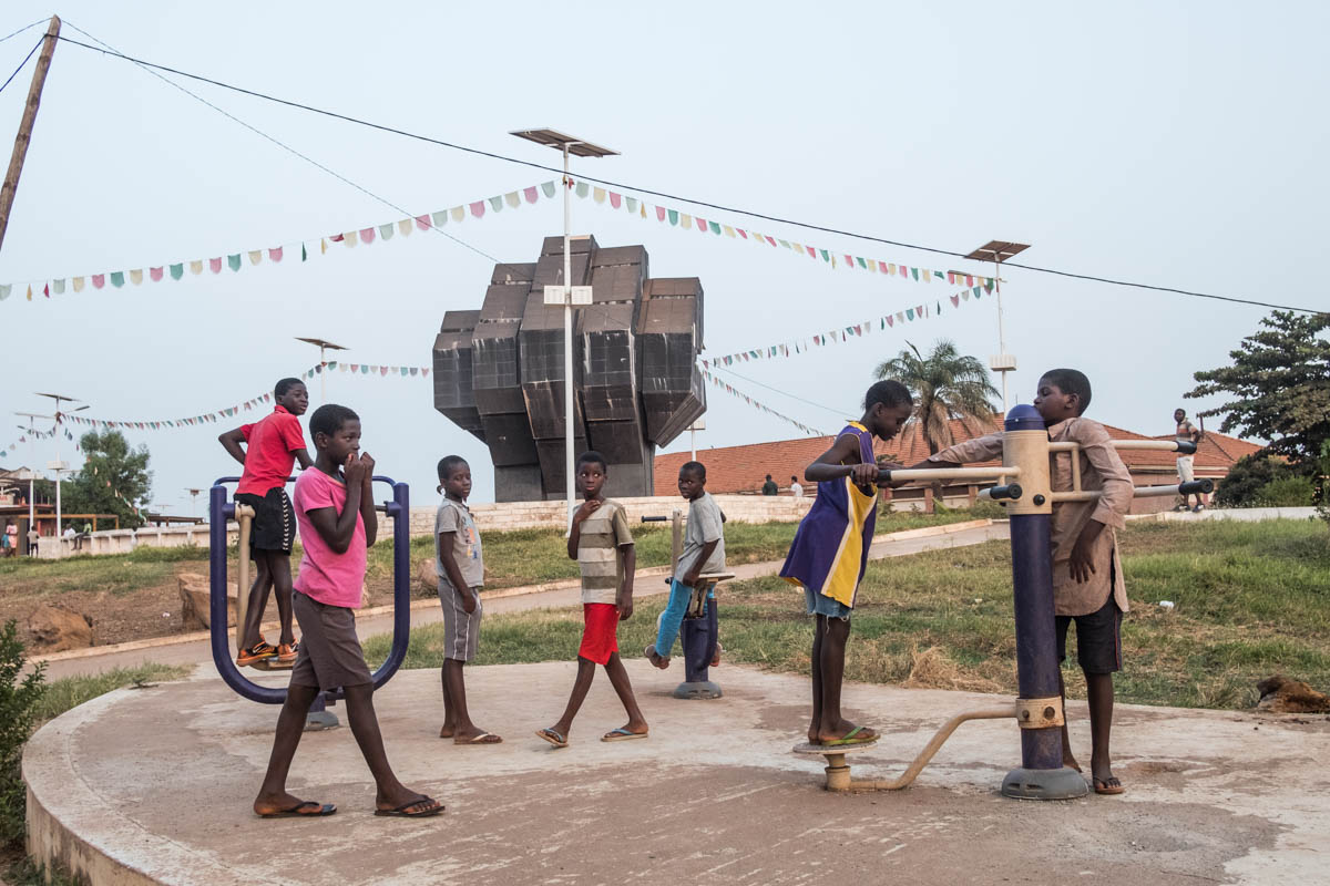 No Easy Victories in Guinea Bissau/ Please Do Not Use