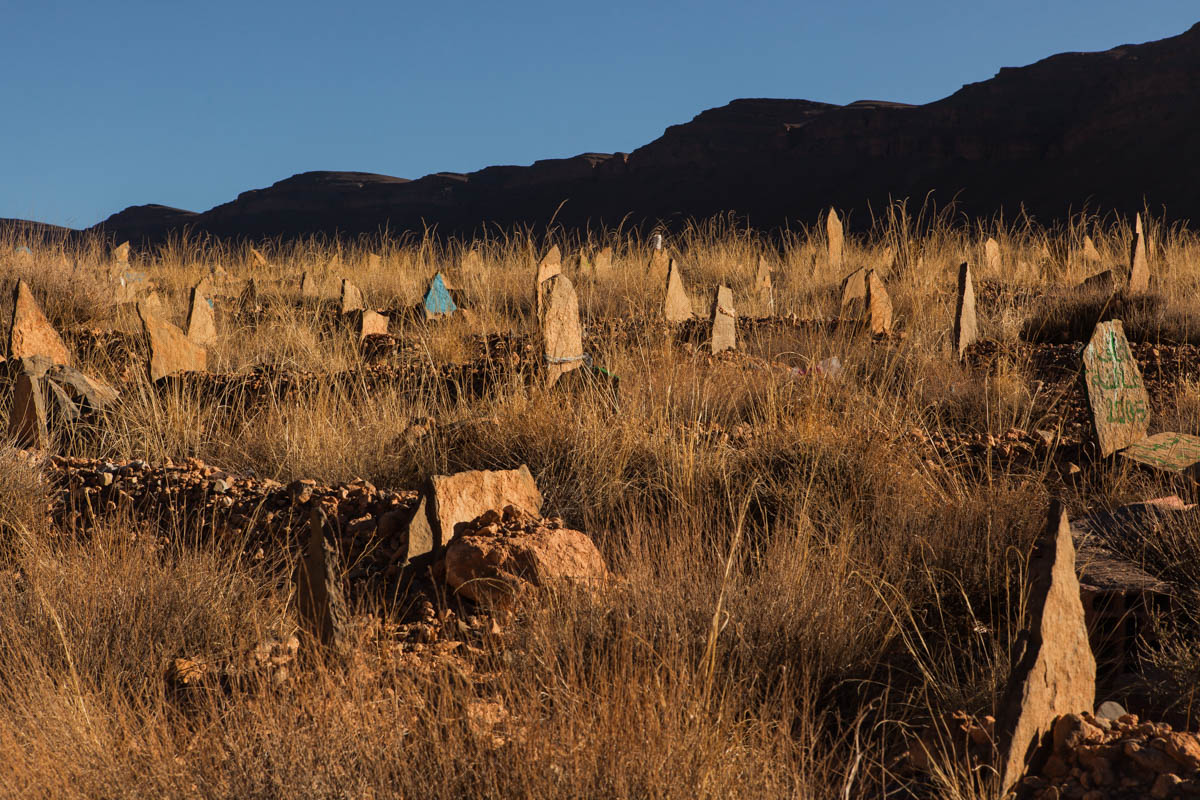 15_MOROCCO_SALT_MINING_SEBASTIAN_CASTELIER_PIC_32 - Over the last decades, numerous miners have lost their lives, partly because the nearest hospital is too far - about sixty kilometers away - to prov