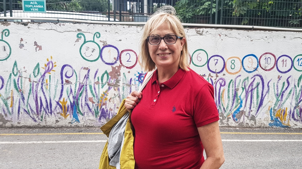 Huriye Kumral, 64, retired engineer living in Kadikoy, Istanbul [Umut Uras/Al Jazeera] 