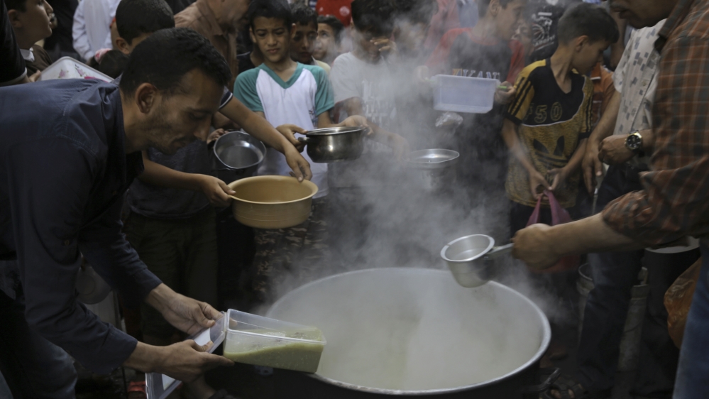 Gaza pushed into poverty