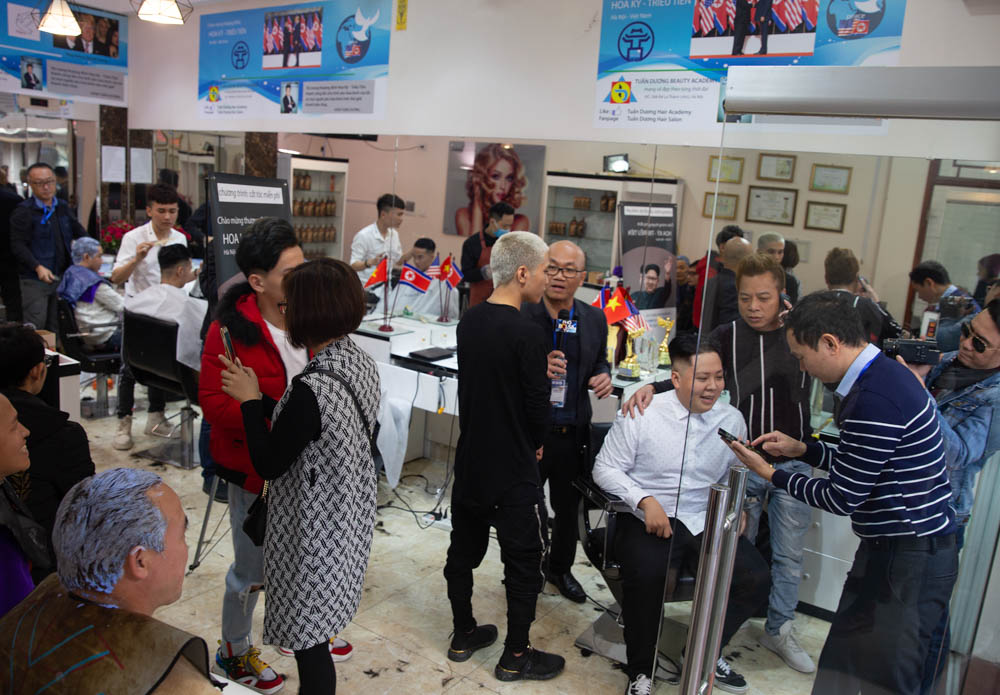 Duong Le Tuan started giing out free Trump or Kim haircuts a week ago. Since then, more than 600 customers have visited his salon to get those cuts. Kim is the more popular one, according to Le, becau