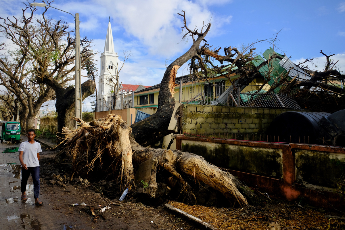 According to UN estimates, at least 400,000 people could be displaced across the country.