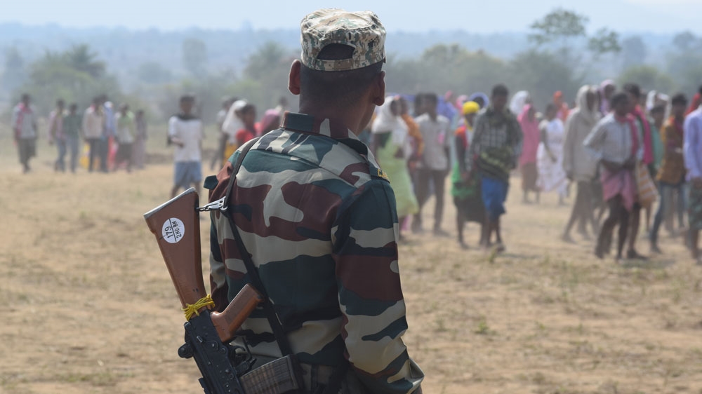 State police and paramilitary forces have intensified operations as the Maoist rebels have threatened to boycott the elections [Alok Putul/Al Jazeera]