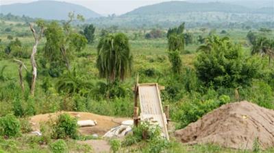 Uganda 2_A small-scale gold processing centre