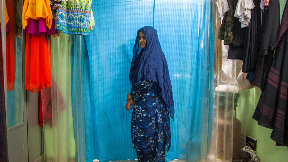 India''s Financial Capital Is Crumbling