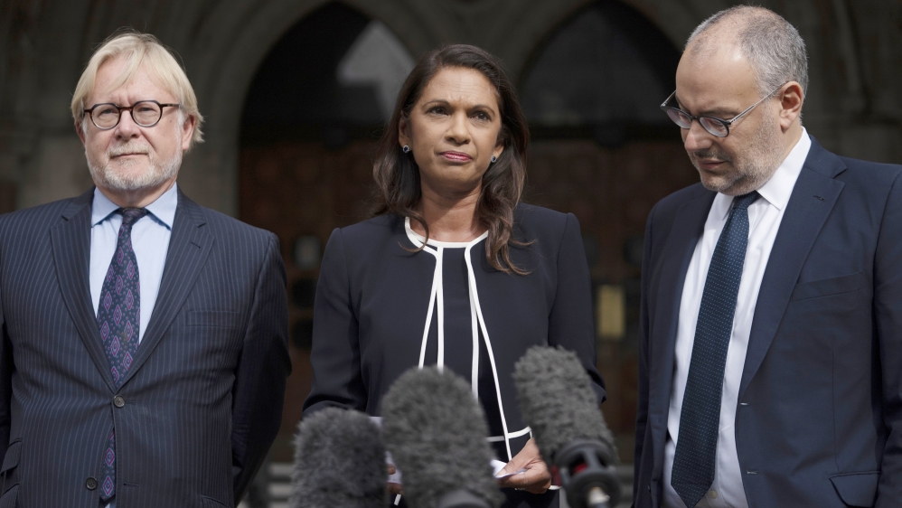 Campaigner Gina Miller (C) delivers a statement outside the Royal Courts of Justice in central London, Britain, 06 September 2019