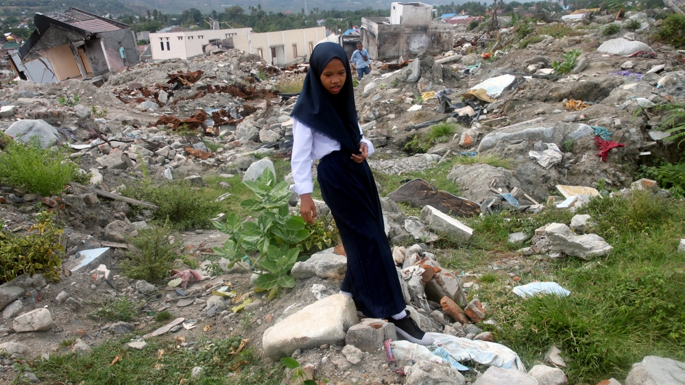 LONGFORM - Indonesia feature [Ethan Donnell/Al Jazeera] [DON'T USE]