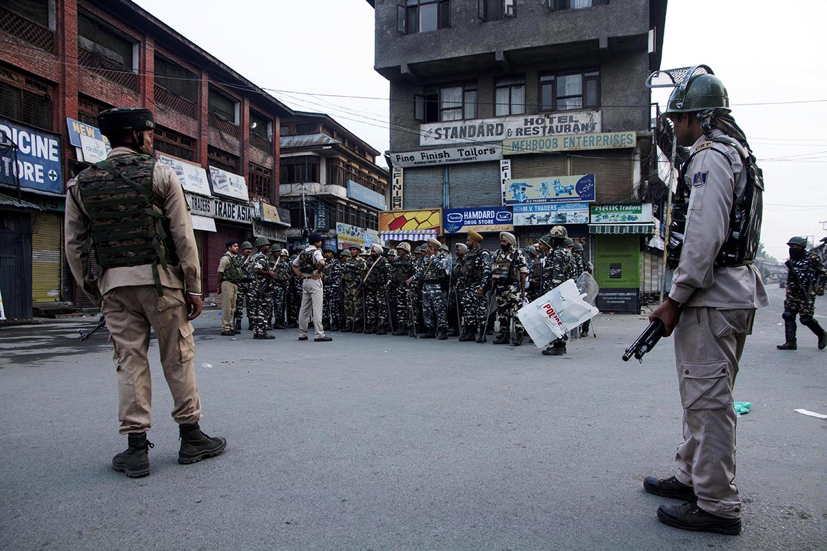 100 days of lockdown in Kashmir