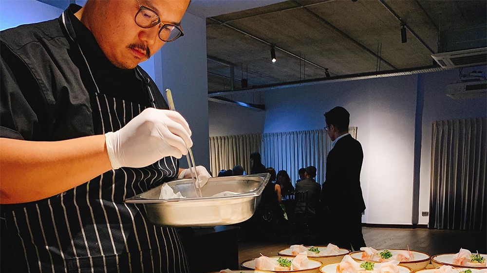 Chef Tham’s latest inspiration is litsea cubeba, shown to him by an indigenous guide on a walk through the jungle