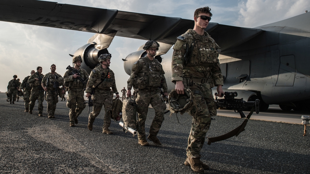 U.S. Army paratroopers from the 82nd Airborne Division arrive at Ali Al Salem Air Base, Kuwait, January 2, 2020. Picture taken January 2, 2020. U.S. Army/Staff Sgt. Robert Waters/Handout via REUTERS.