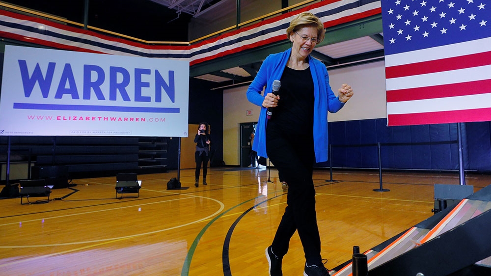 Democratic 2020 US presidential candidate and US Senator Elizabeth Warren takes the stage at a GOTV campaign event in Nashua, New Hampshire