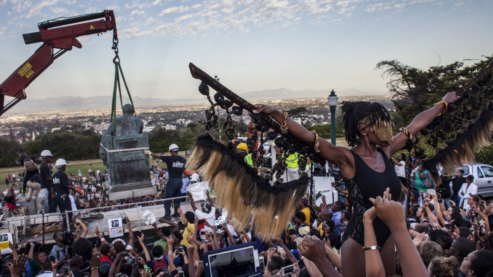 South Africa''s University of Cape Town Removes Statue of Cecil Rhodes