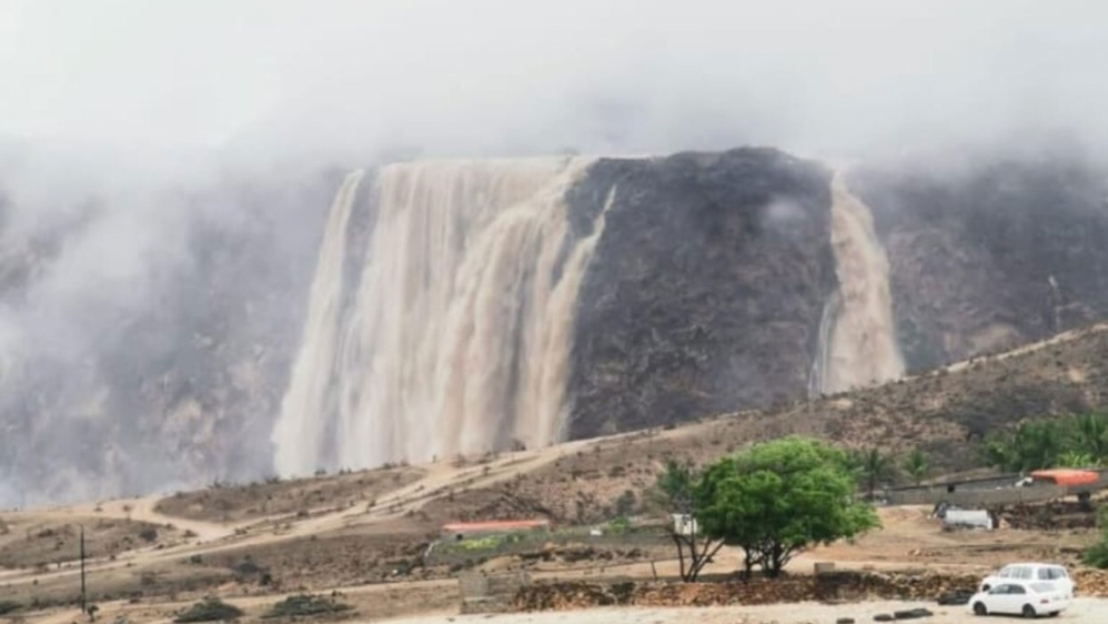 After two days of rain in southern Oman, the waterfalls around Salalah roar again
