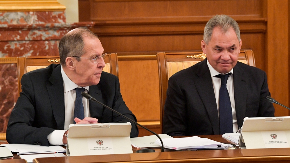 Russia''s Foreign Minister Lavrov and Defence Minister Shoigu attend a government meeting in Moscow