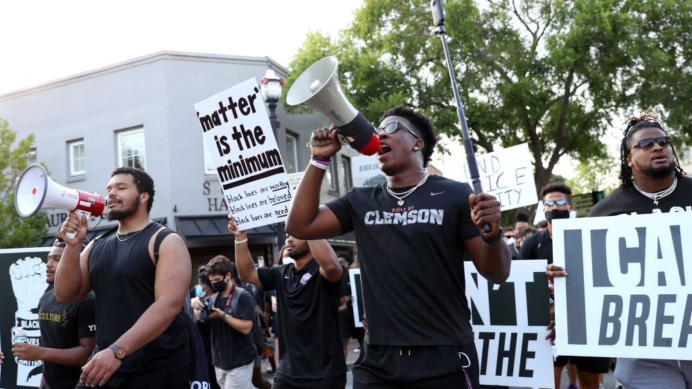 Hate-hacking and Zoom bombing/feature