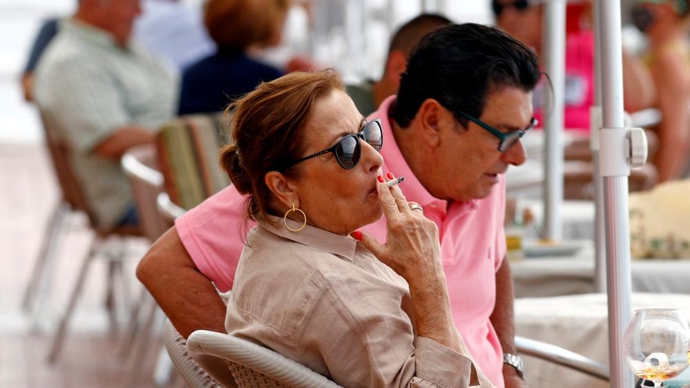 The regional government of the Canary Islands imposed a smoking ban on Thursday