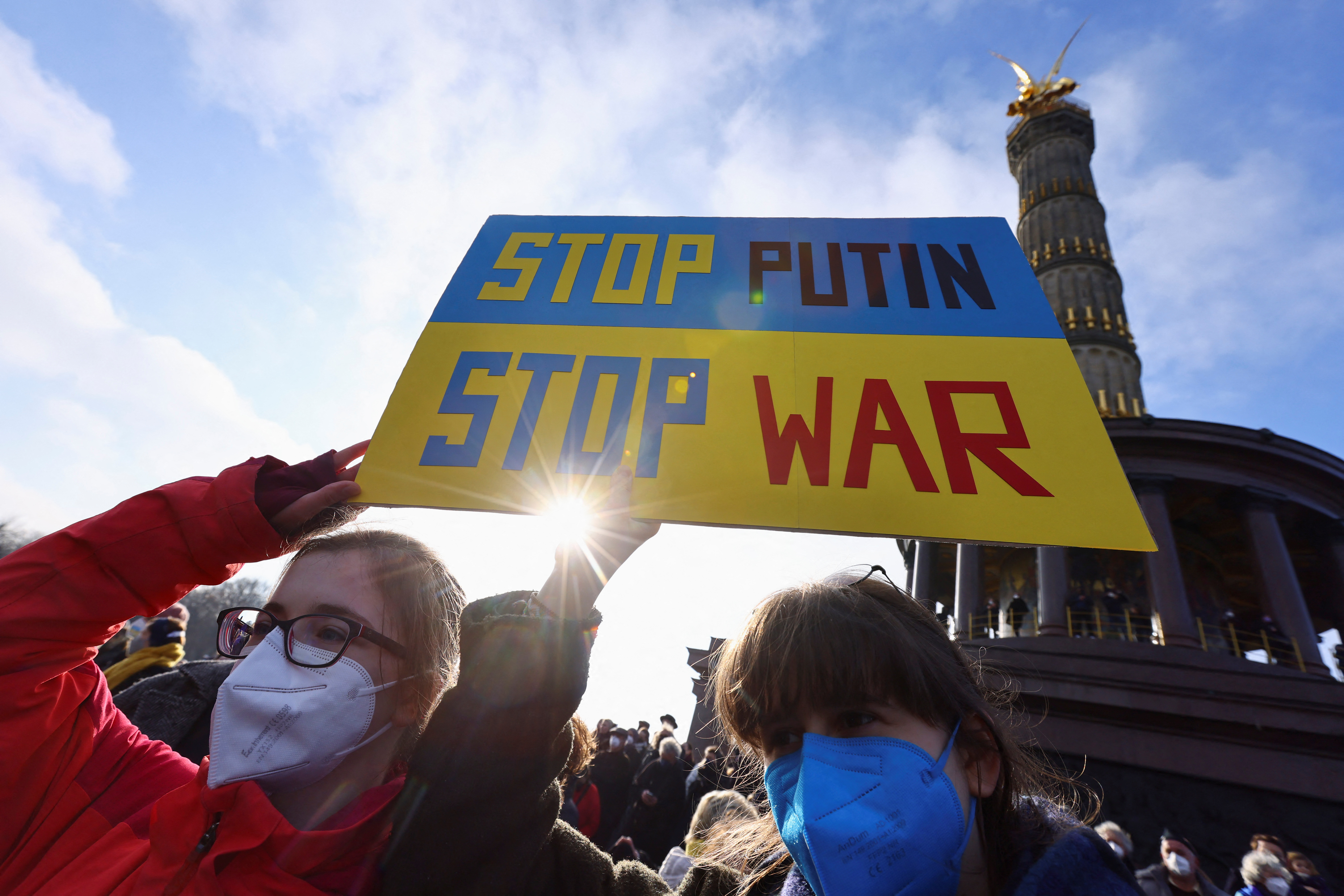 UKRAINE-CRISIS/GERMANY-PROTEST