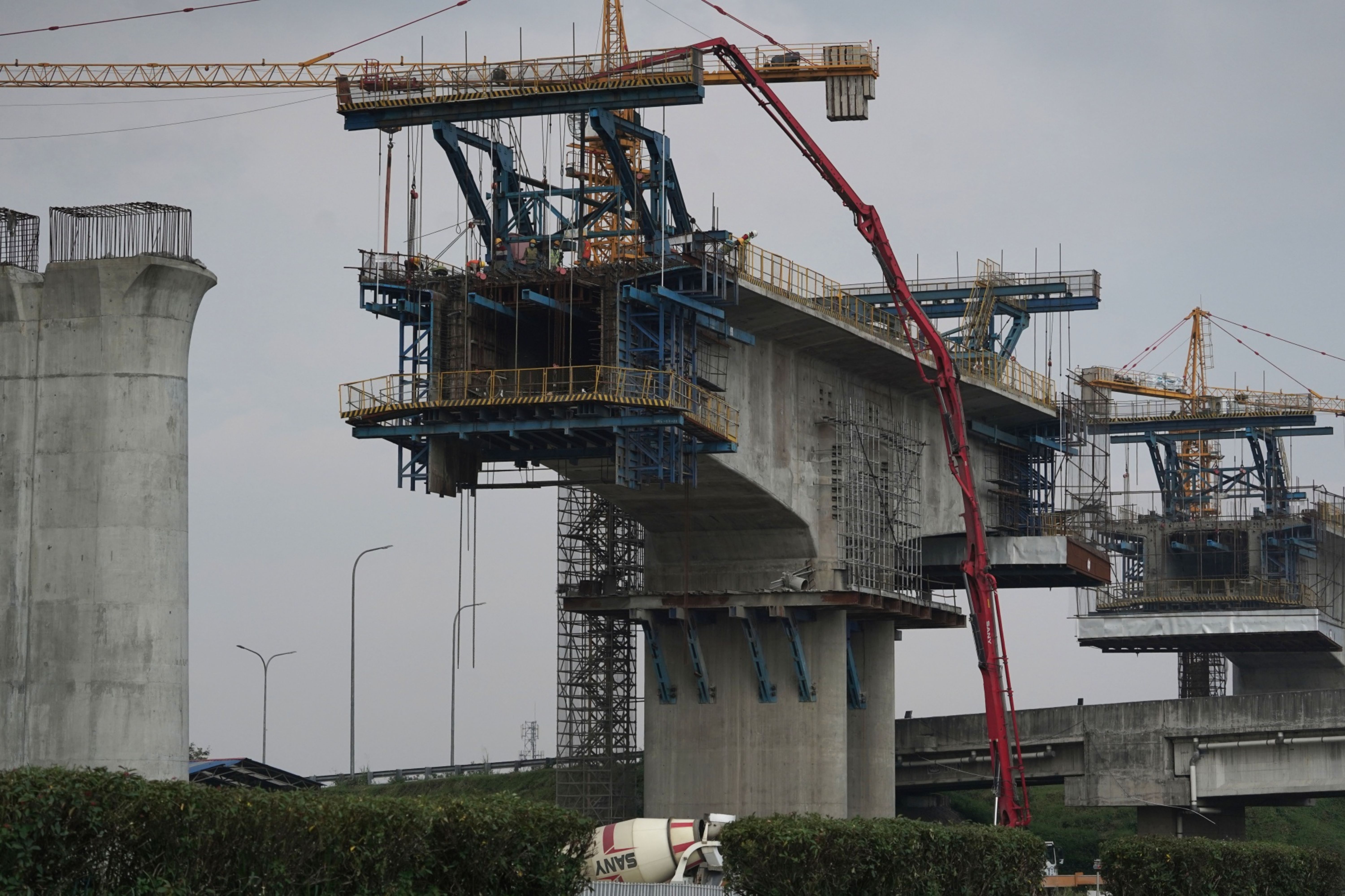 A Chinese-Indonesian consortium is building a high-speed rail line between Jakarta and Bandung