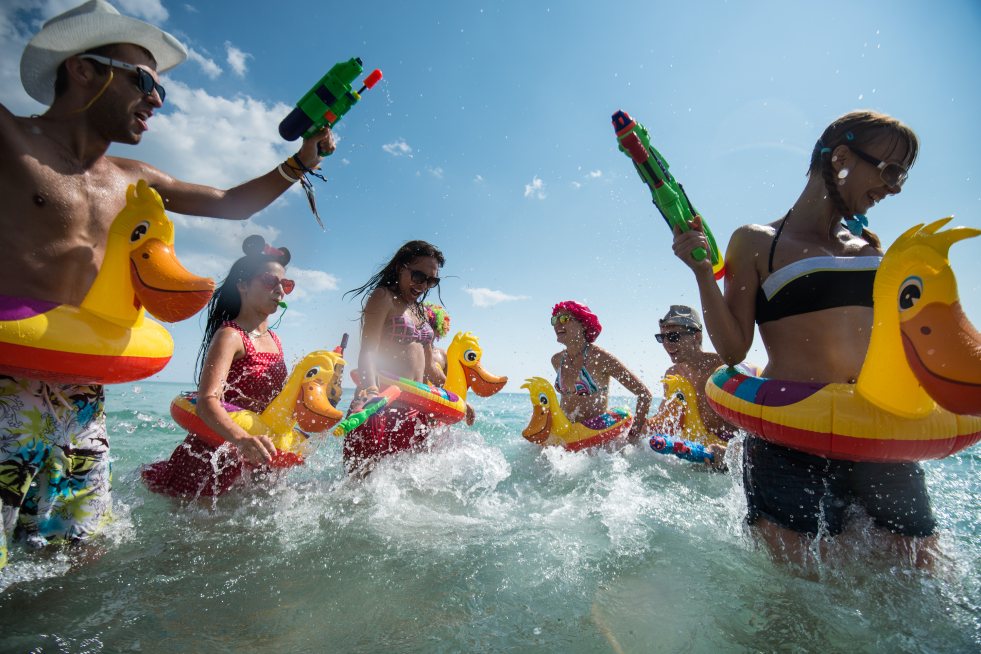 Dancing at night and games during the day; former festivalgoers remember the atmosphere as relaxed and friendly at KaZantip [Courtesy of Natasha Kto Nado]