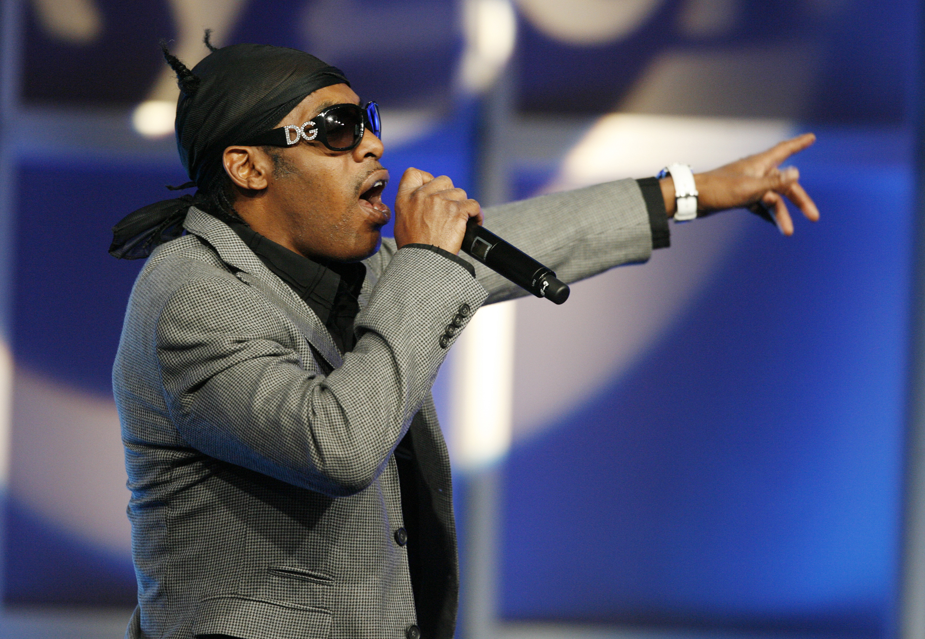 Singer Coolio performs before a panel discussion on his new Oxygen Network reality series "Coolio's Rules"