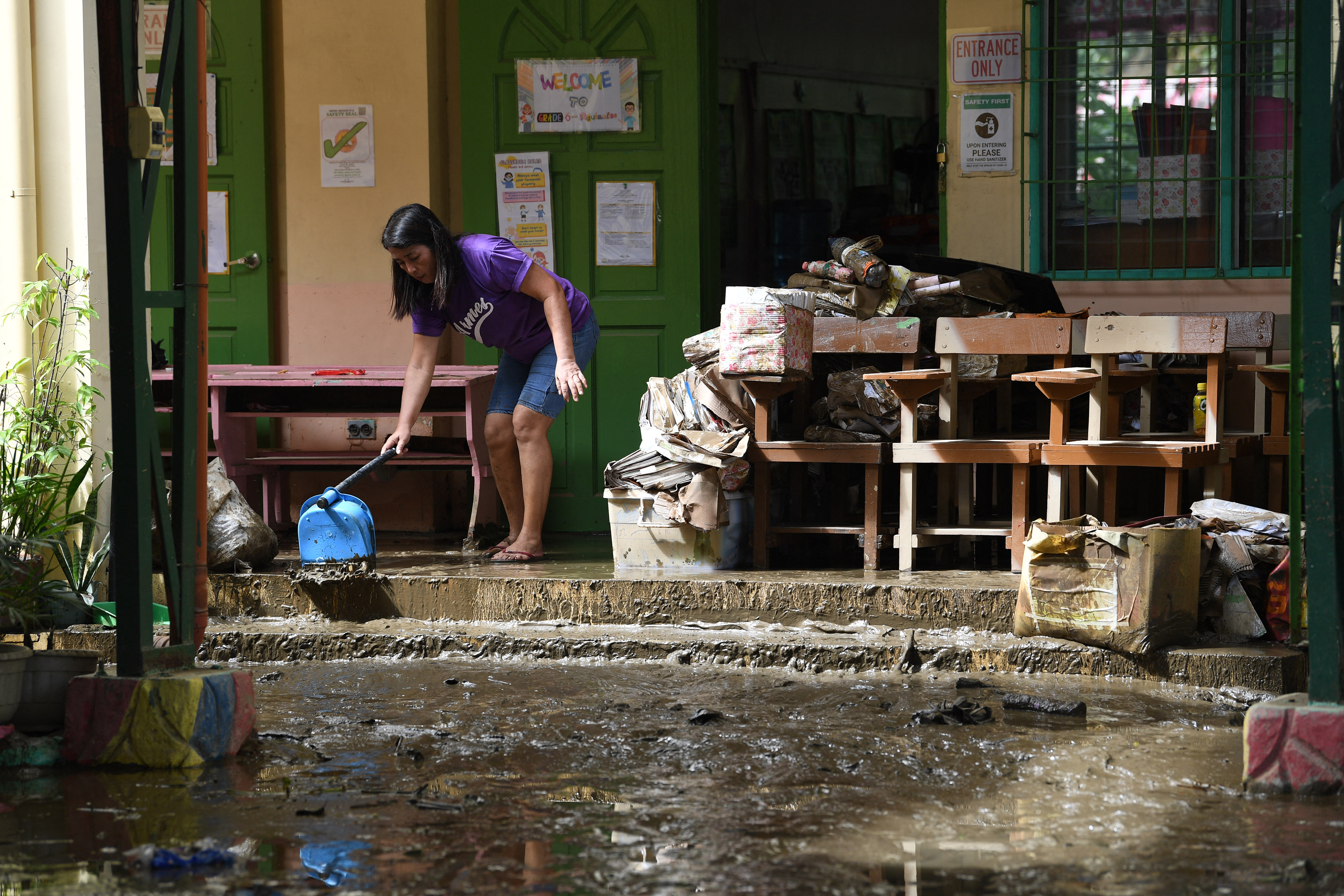 PHILIPPINES-WEATHER-STORM