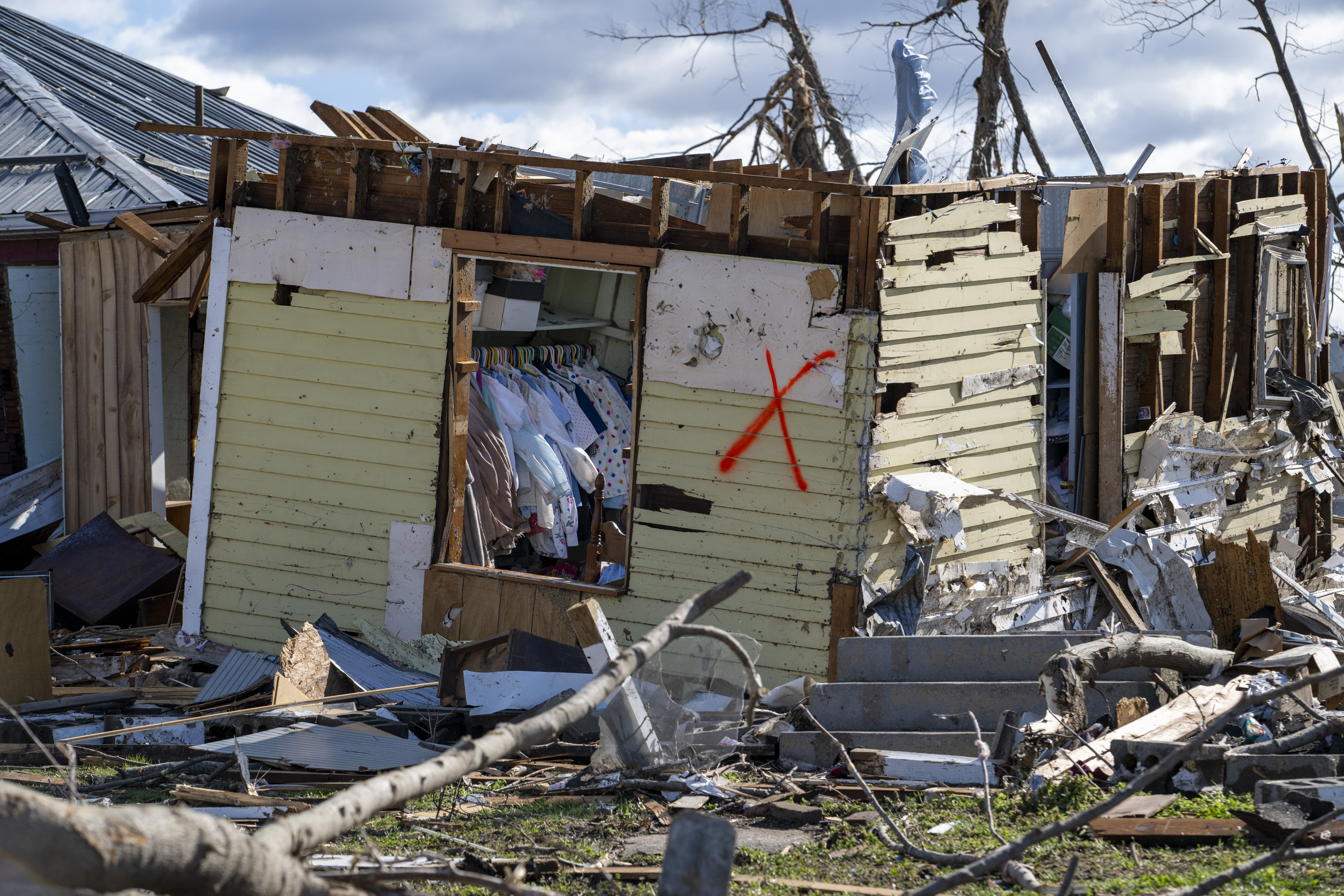 At least three people died in Indiana’s Sullivan County, where a state of emergency was in place