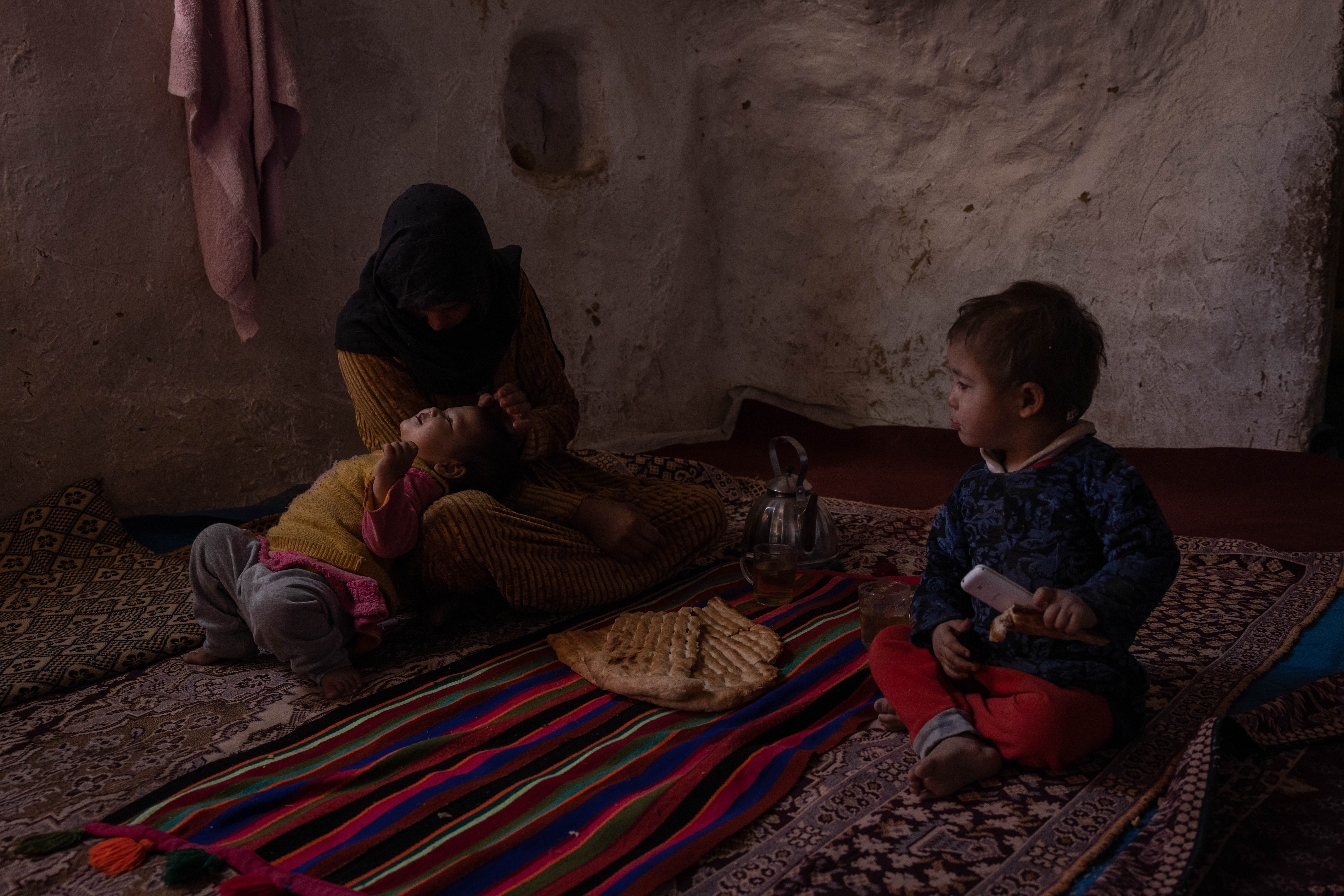 Afghanistan. Winterization in Bamyan province