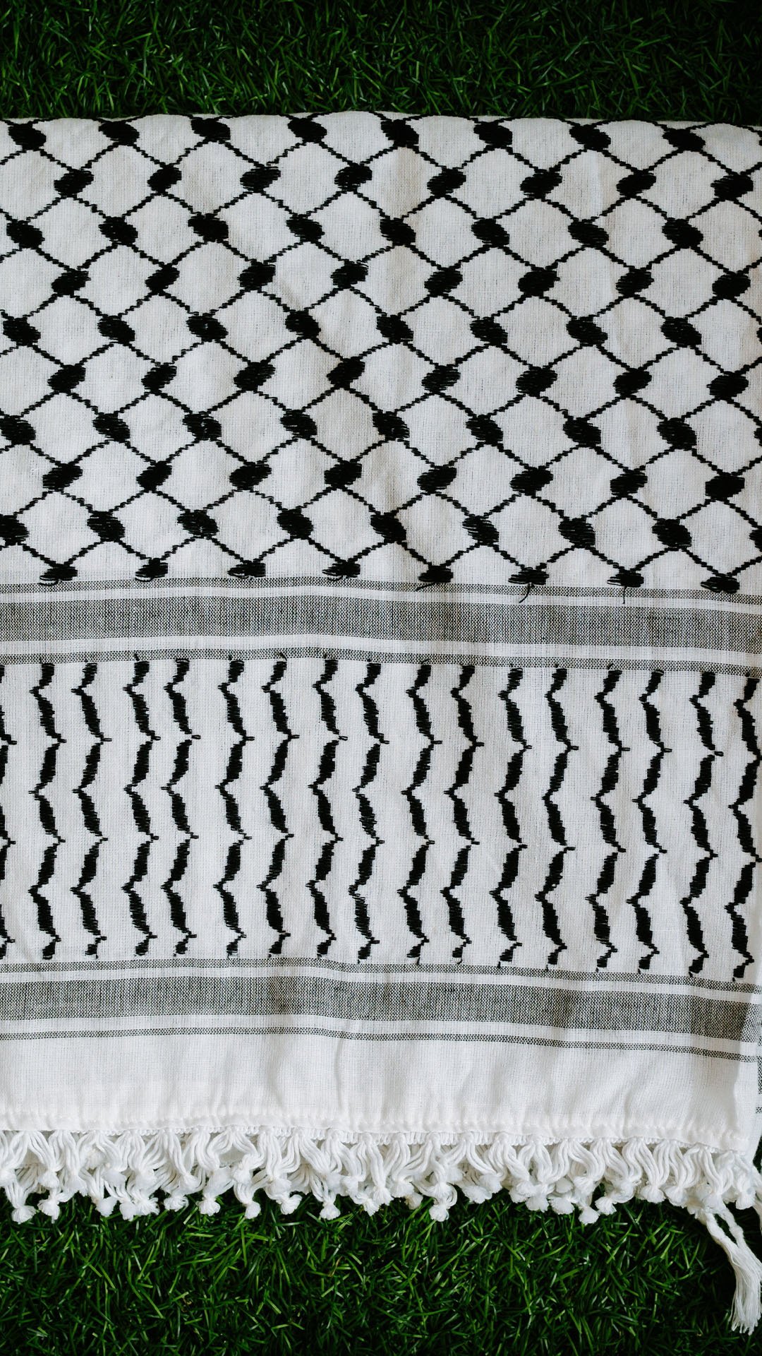 01_keffiyeh_V-1700404485