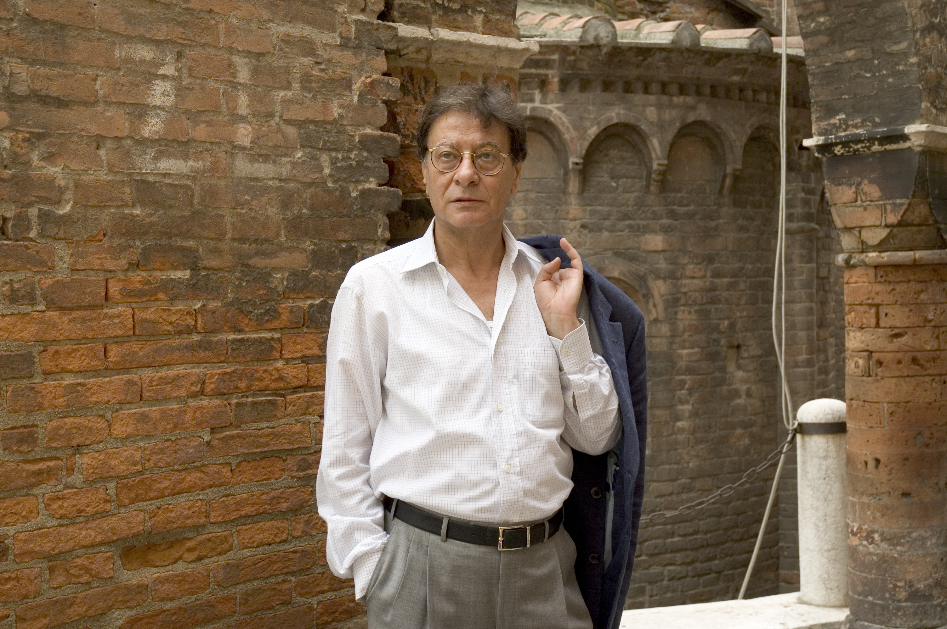 Mahmoud Darwish, Palestinian poet and writer