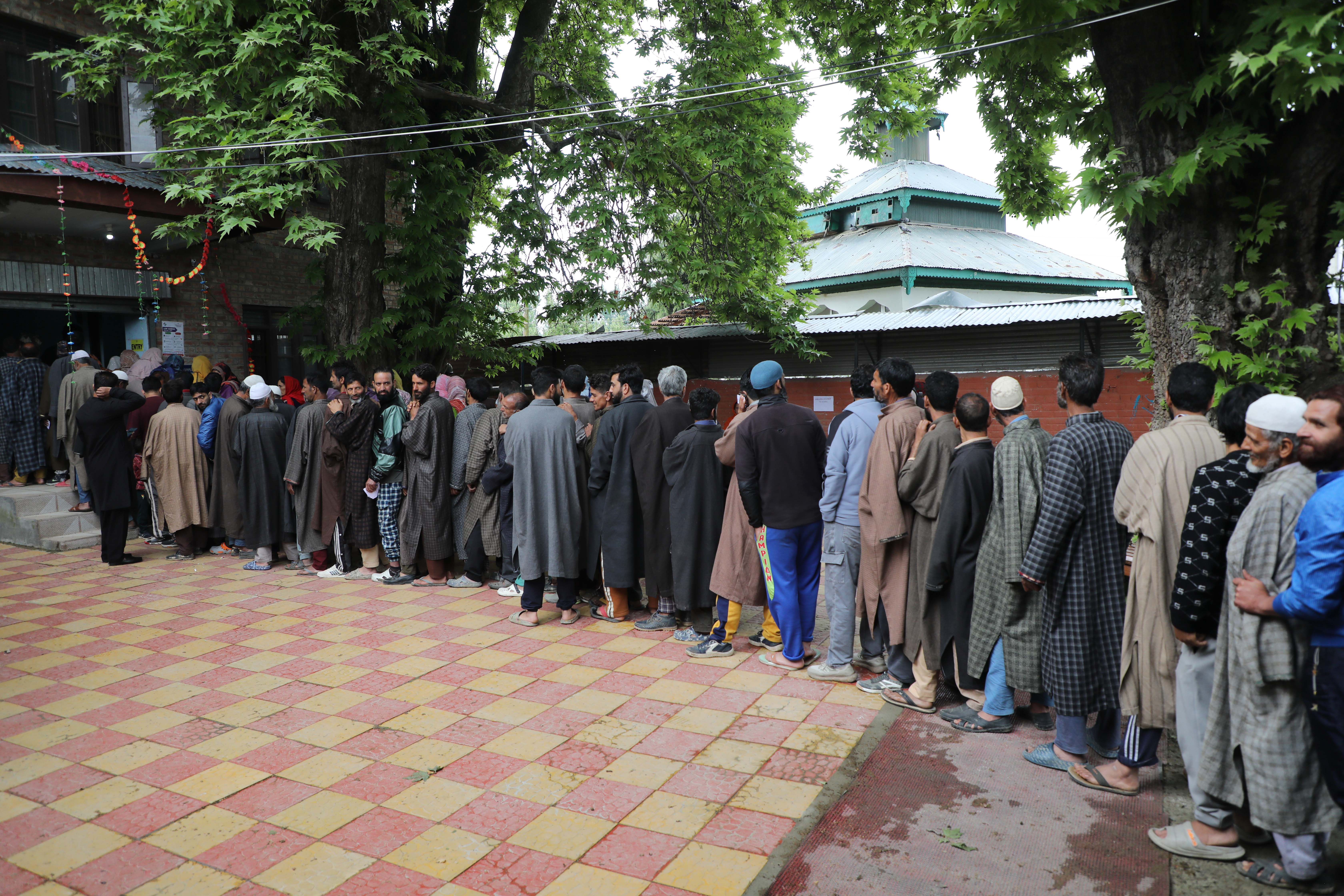 Long queues of voters in Naira village of Pulwama district in Indian-administered Kashmir, on May 13, 2024