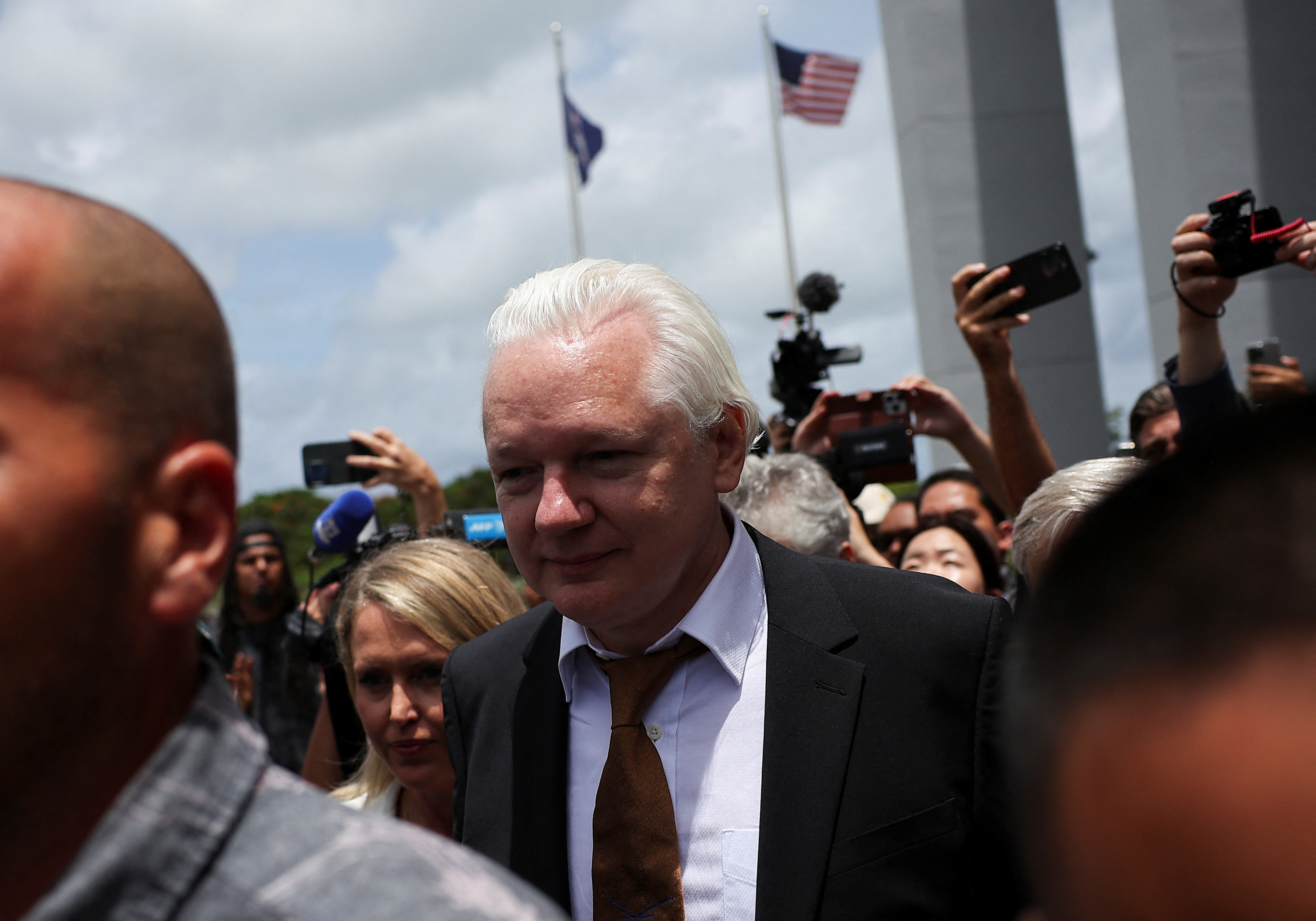 WikiLeaks founder Julian Assange walks outside United States District Court following a hearing, in Saipan, Northern Mariana Islands, U.S., June 26, 2024. REUTERS/Kim Hong-Ji (Reuters)