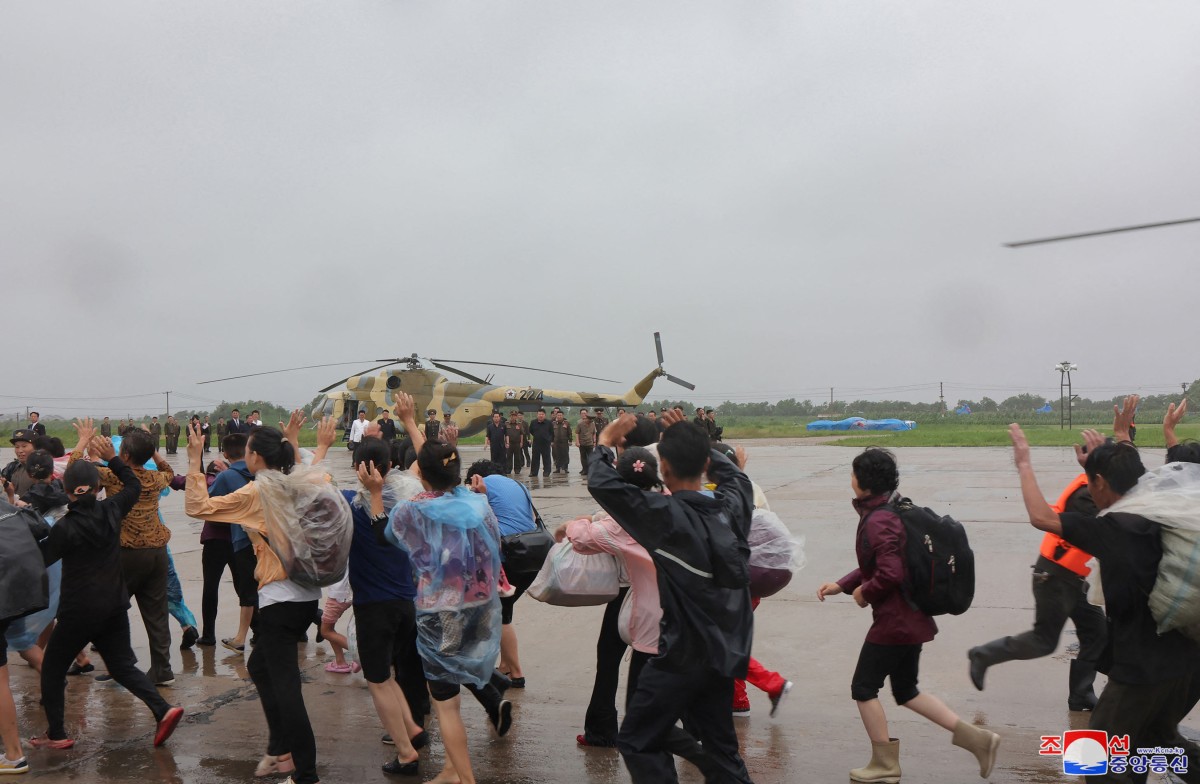 North Korea mobilises military helicopters for flood rescue